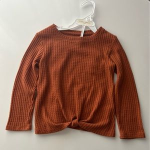 Girls Cat and Jack Waffle top with tie detail. EUC